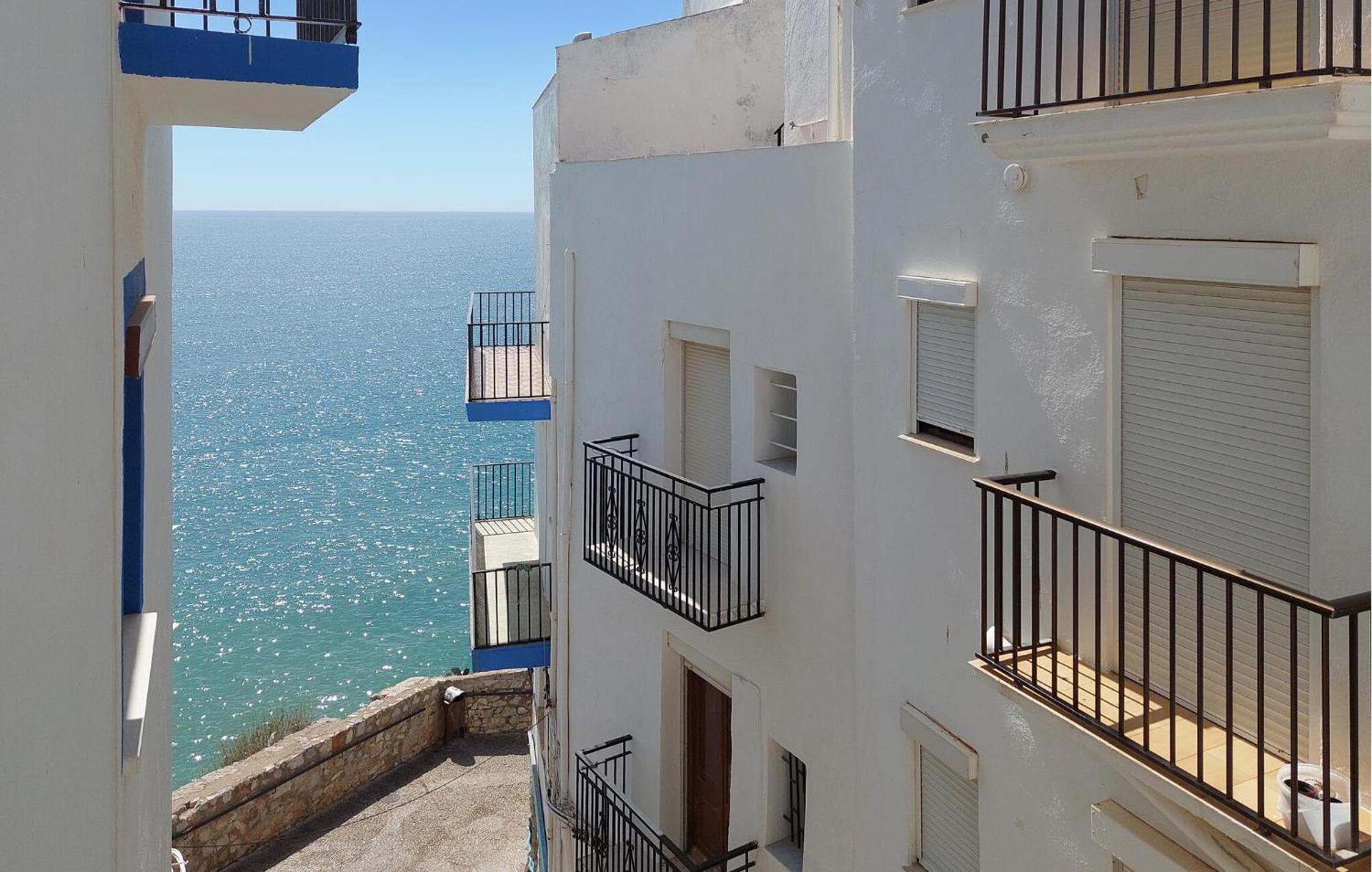 2 Bedroom Awesome In Peniscola